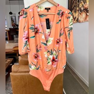 NWT AFRM Alexa V-Neck Bodysuit